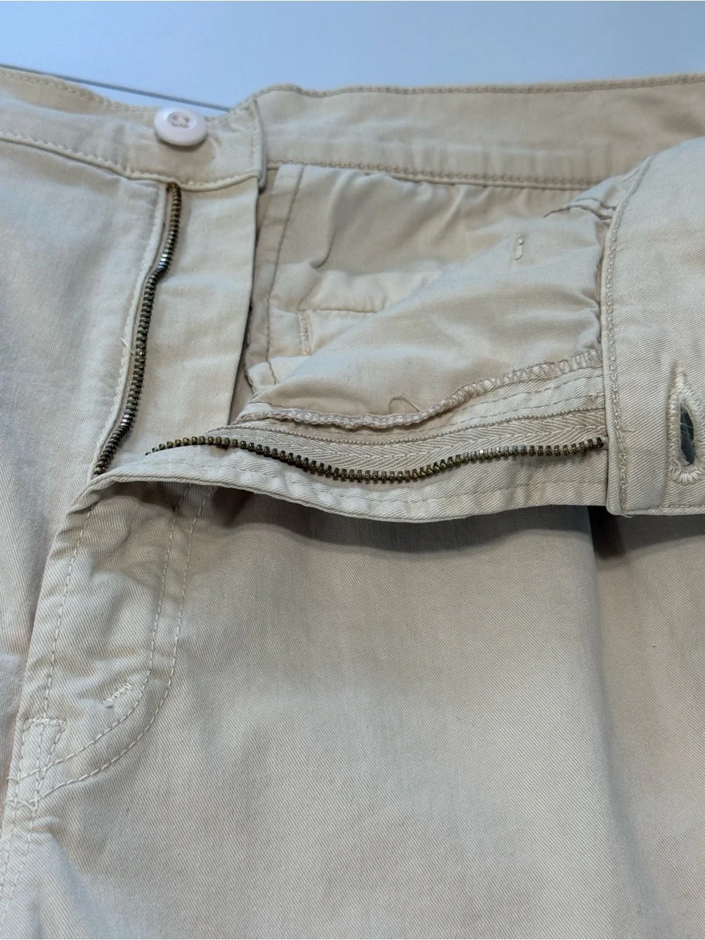 Mother Pleated Catch Beige Bermuda Shorts Women Size 31